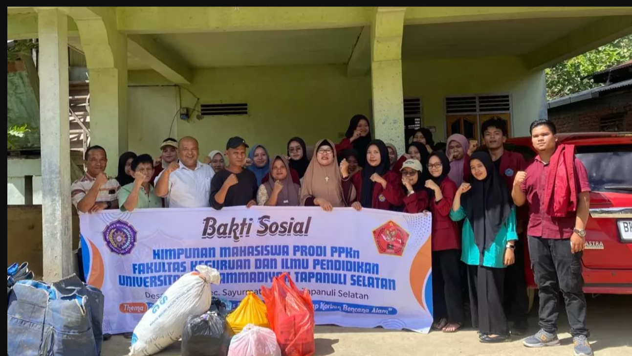 Mahasiswa Saling Bantu Warga Tapanuli Selatan, Akibat Banjir Bandang